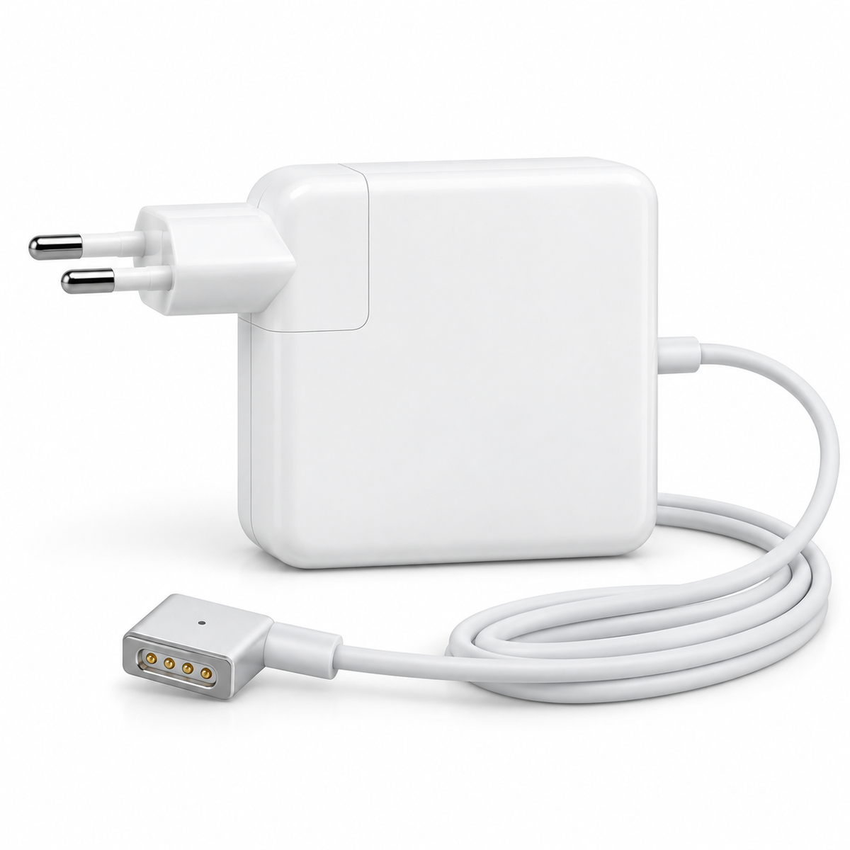 Cargador MacBook M2 60W — imagen profesional sobre fondo blanco